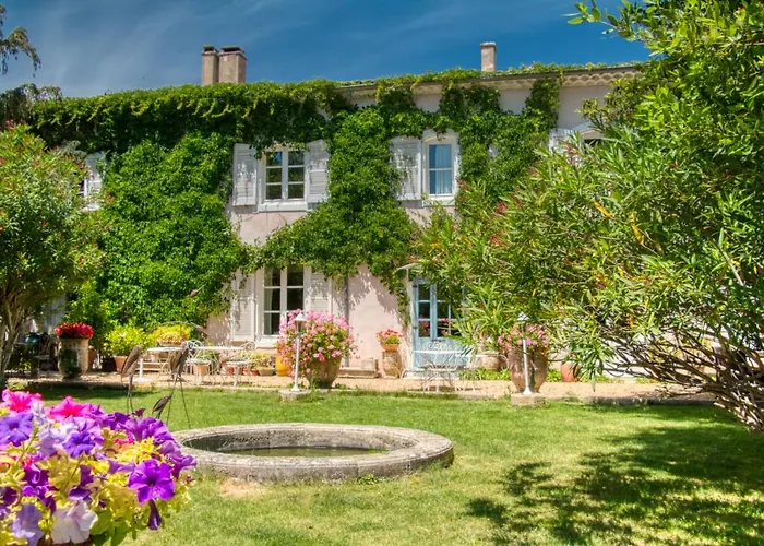 Bed and Breakfast Mas d'Escattes à Nîmes