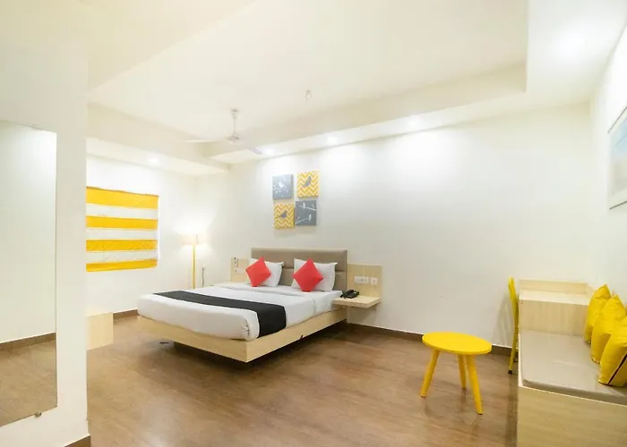 Capital O 16340 Yellow Hotels Puri