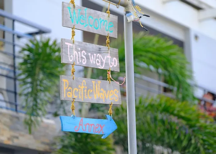 Pacific Waves Inn Baler