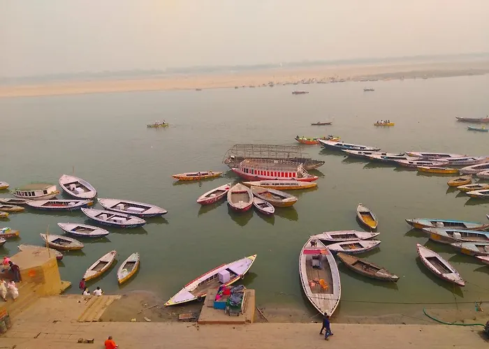 Maa Durga Inn Varanasi