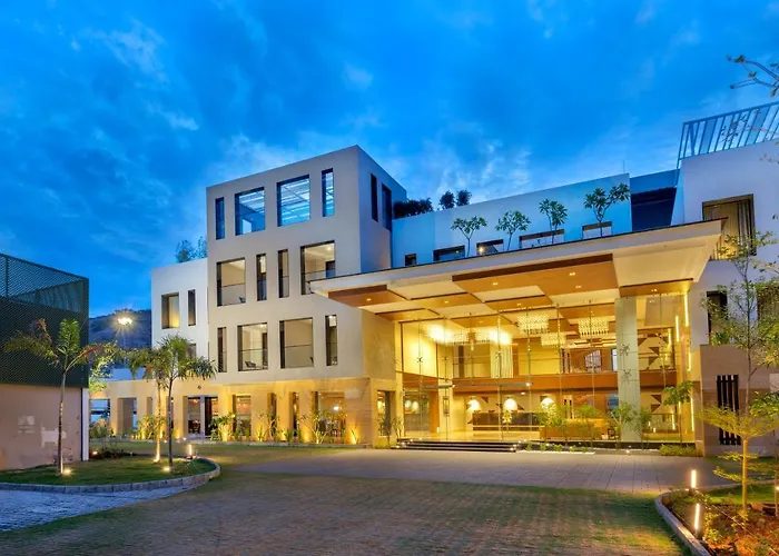 Hotel Divine Fort Palni