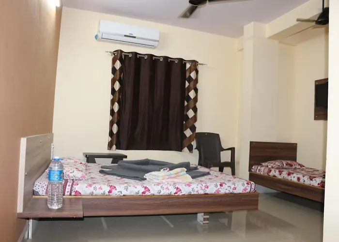 Hotel Laxmi Sadan Somnath