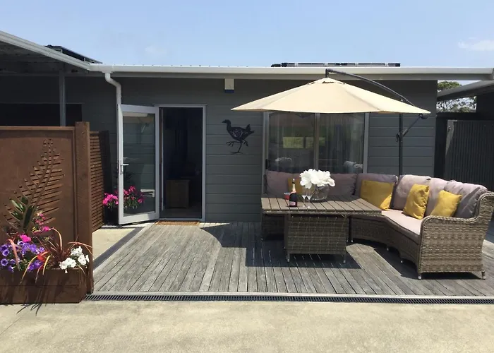 Pukeko Nest Bed & Breakfast Russell