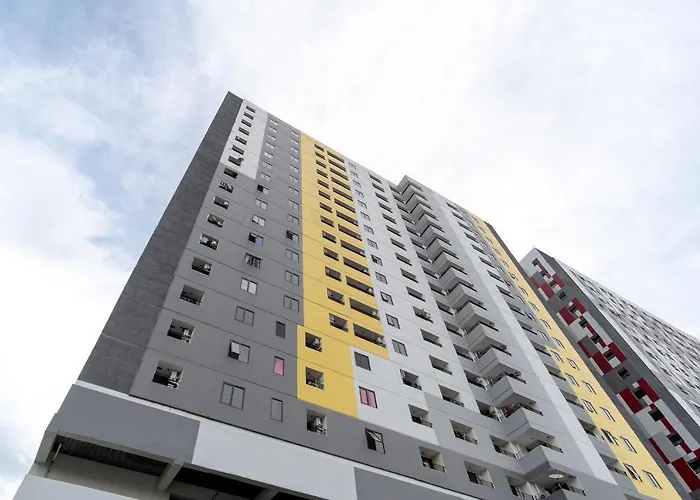OYO Flagship 1481 Apartemen Sentraland Medan