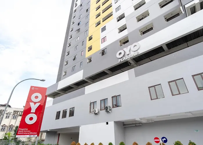 OYO Flagship 1481 Apartemen Sentraland Medan