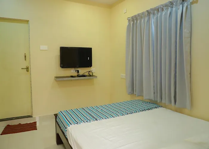 Lsr Hill View Residency Hotel Srikalahasti