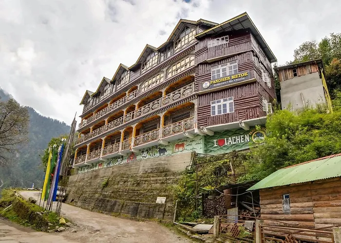 Summit Panghen Metok Hotel Lachen