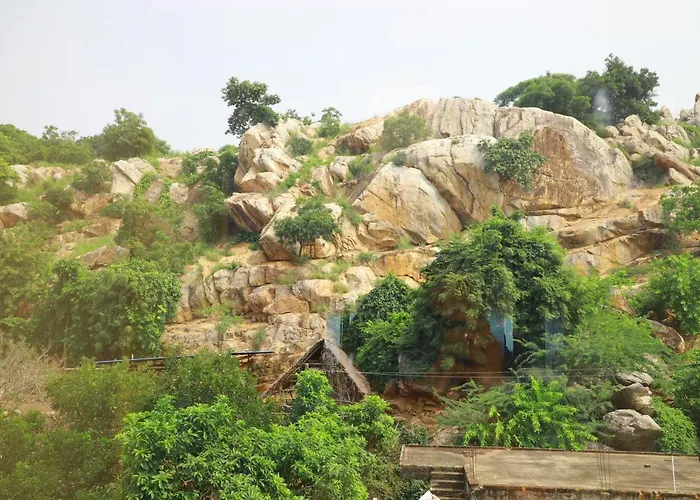 Lsr Hill View Residency Hotel Srikalahasti