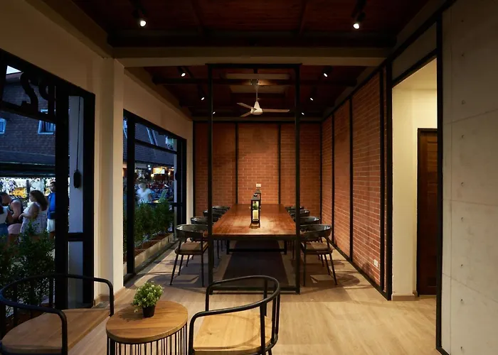 P2 Wood Loft Hotel Phi Phi Don