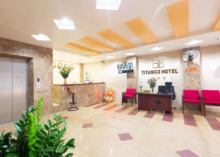 Titanic 2 Hotel Hà Nội