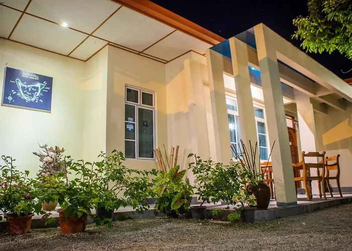 Charming Holiday Lodge Addu City