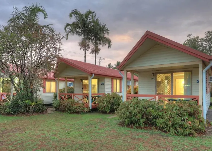 Flying Fish Point Tourist Park Hotel Innisfail