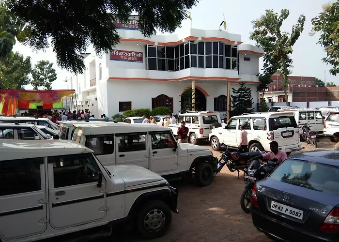 Vindhyvasini Guest House Kushinagar