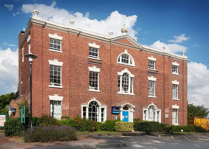 Travelodge Birmingham Kingswinford