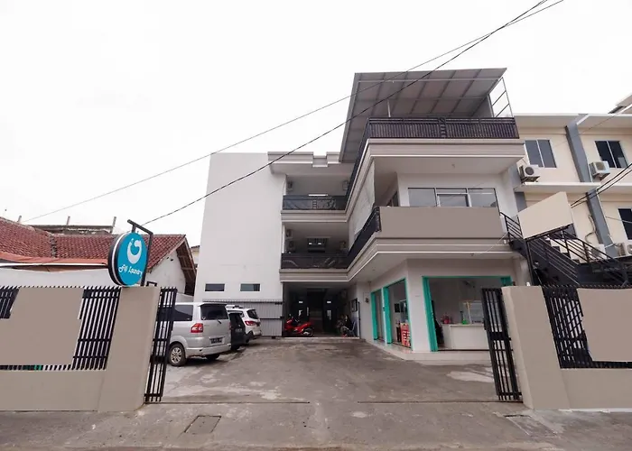 RedDoorz syariah near Stasiun LRT Bumi Sriwijaya Hotel Palembang