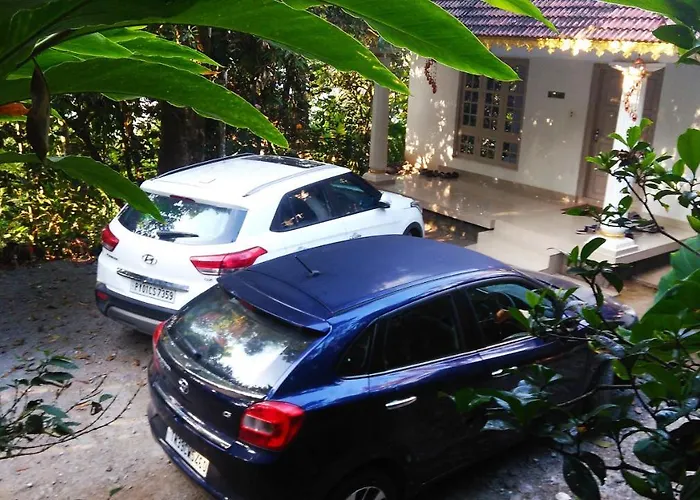 Leeland Munnar Bed & Breakfast
