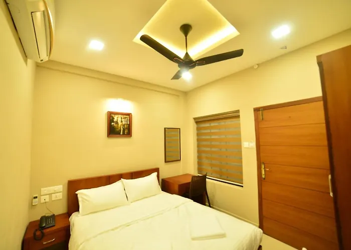 Hotel Priya Kottakkal