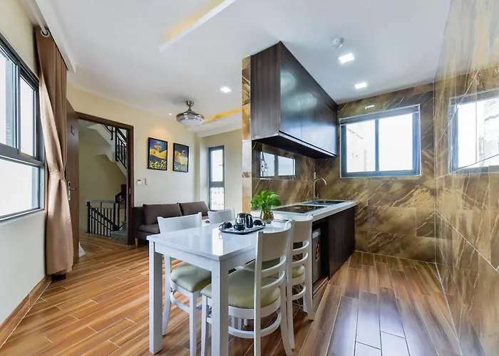 Yen Vang Hotel & Apartment Nha Trang