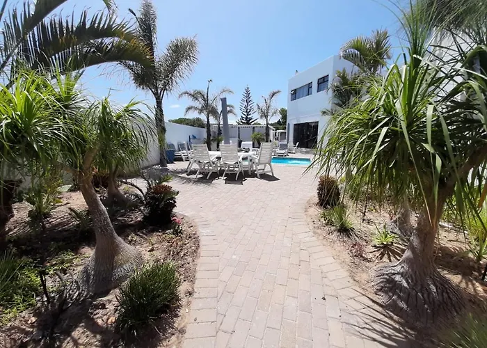 Au Plais De Langebaan At Palm Tree Villa