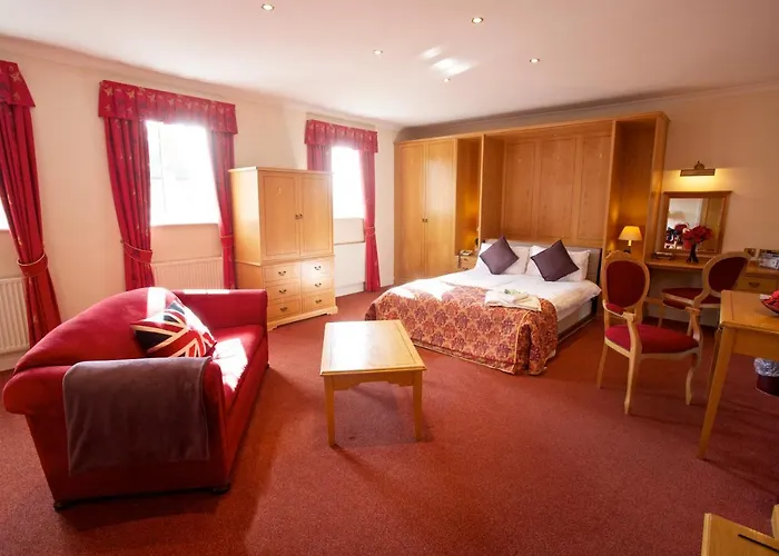 Hunters Lodge Hotel Crewe
