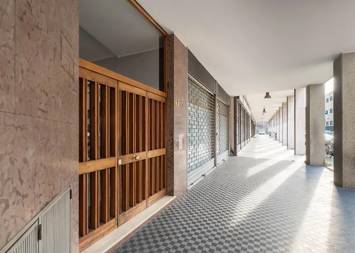 Torri & Portici Otel Bolonya
