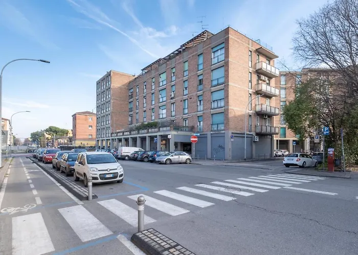 Torri & Portici Otel Bolonya
