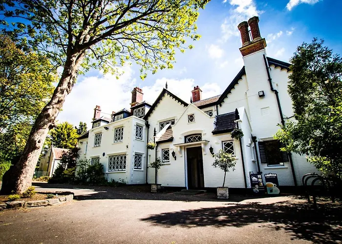The Alverbank Hotel Gosport