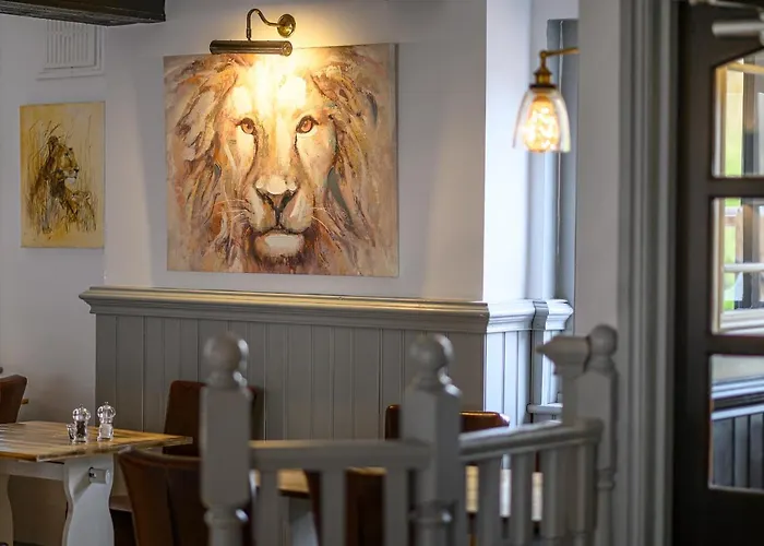 The Lazy Lion Bed & Breakfast Milford on Sea