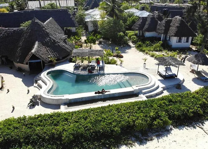 Driftwood Beach Lodge Jambiani 