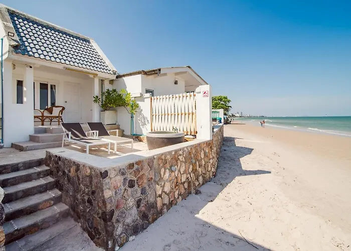 Baan Kangmung Hua Hin On The Beach
