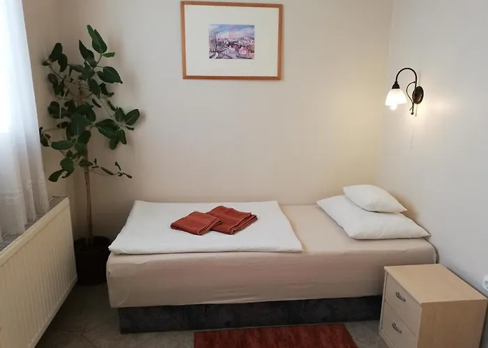 Polus Pension Sopron