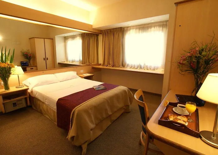 Hotel Aeroparque Inn & Suites Buenos Aires