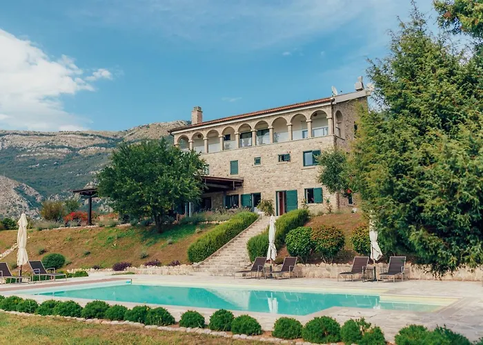 Montebay Villa Budva