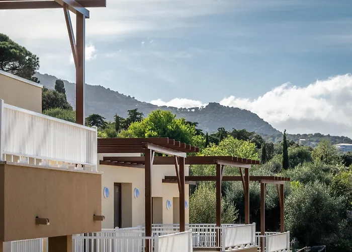 Aparthotel Domaine A Marella à LʼÎle-Rousse