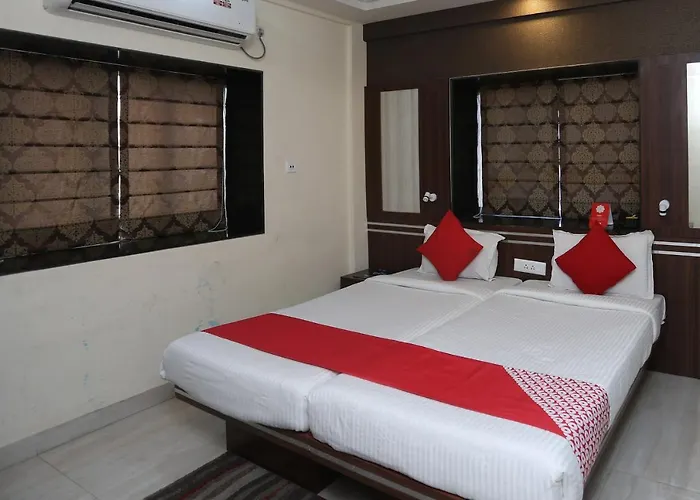 Oyo 24553 Paradise Inn Newtown Kolkata