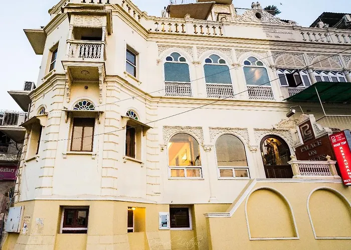 Palace On Ganges - Heritage Hotel Varanasi