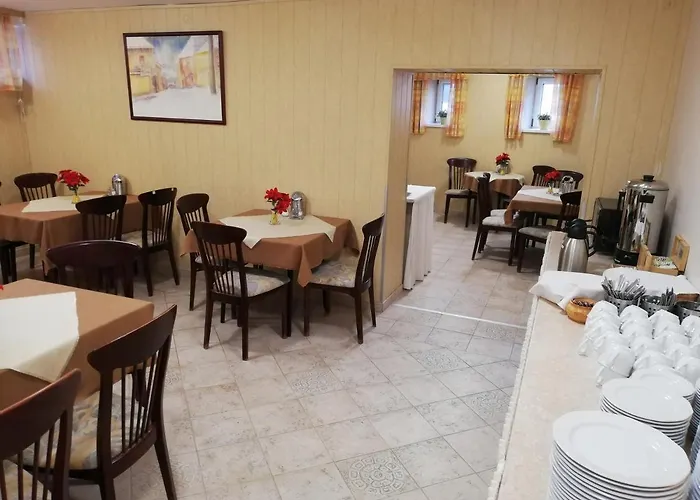 Polus Pension Sopron