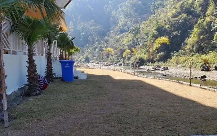 7 Hills Hotel And Resort Lansdowne