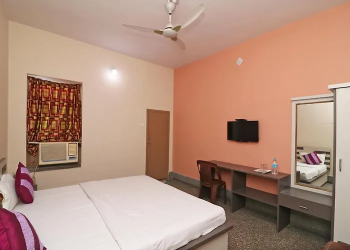 Spot On 39527 Hotel Saraogi Spot Gaya
