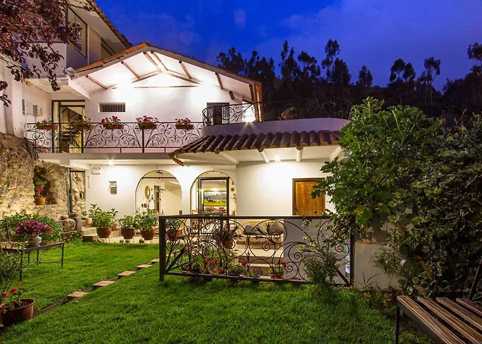 Luna House Cusco