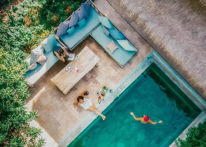 Flowers & Fire Yoga Garden Gili Air