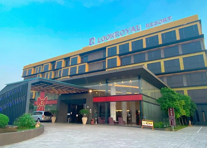 Look Royal Resort Chiayi City