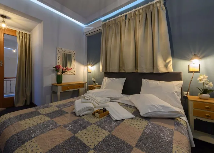 Central Rooms Kalamata