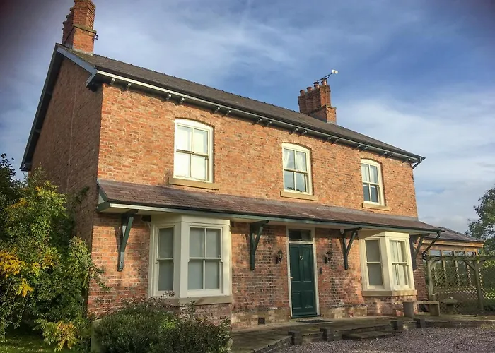 Hollies Farm B&B Wrexham