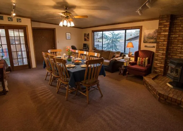 Canyon Colors Bed And Breakfast Page