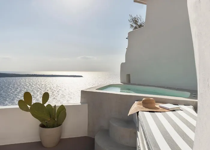Spitia Santorini Villa Collection Oia