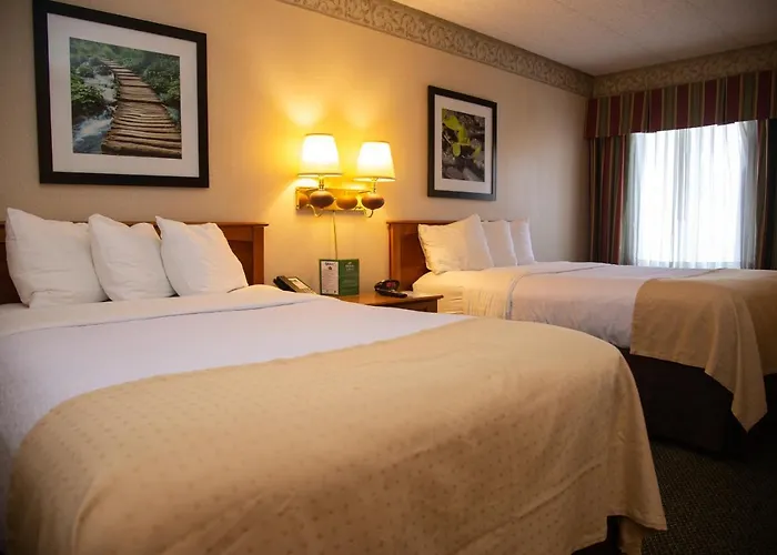 Holiday Lodge Hotel And Conference Center Oak Hill