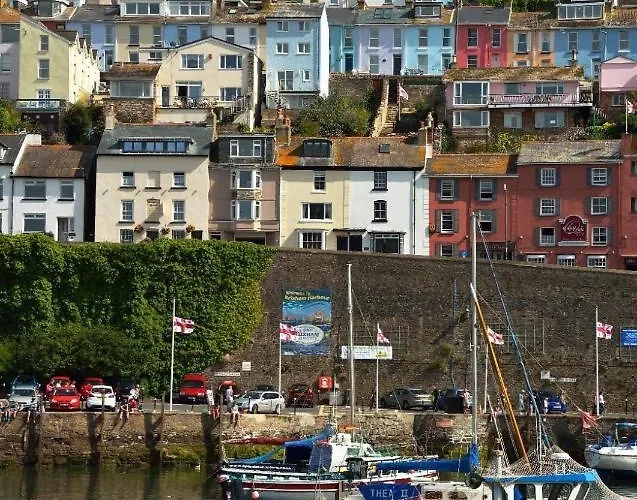 Sampford Harbour Side Guest House Brixham