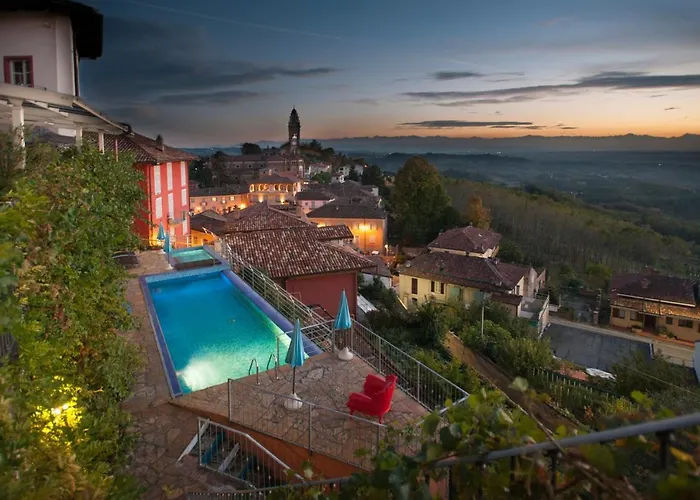 Felicin - Palazzo Boeri Panoramic Suites Monforte D'Alba