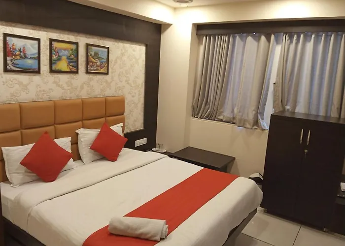 Hotel Rr Palace Ahmedabad